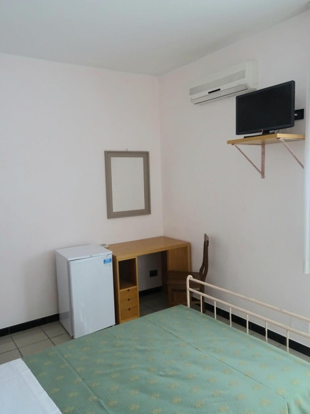 Dalia Appartamento Turistico Castrovillari Habitación foto