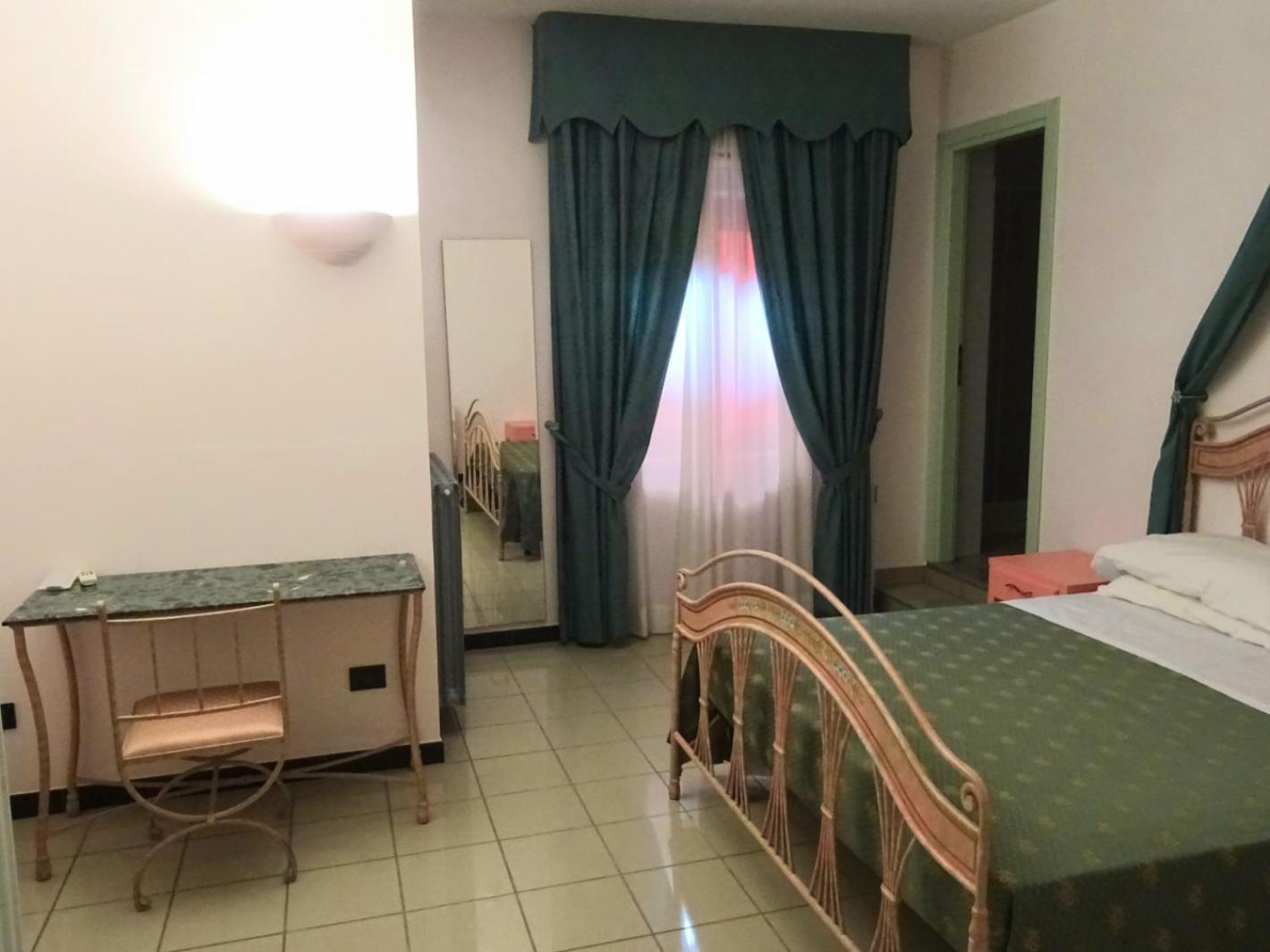 Dalia Appartamento Turistico Castrovillari Habitación foto